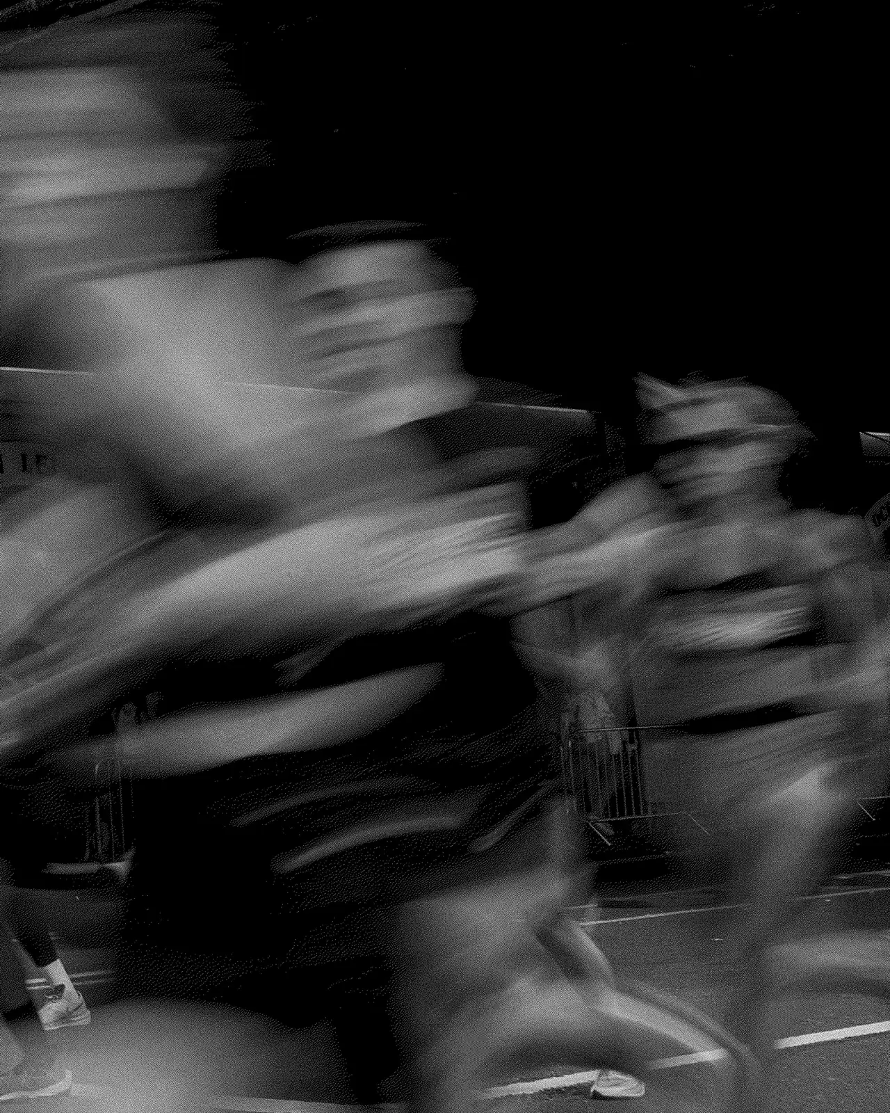 Blurred pack of runners